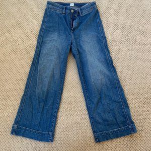 Wide-Leg Jeans